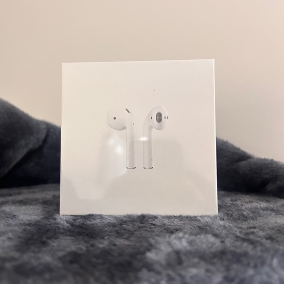 Apple White Earbud Headphones